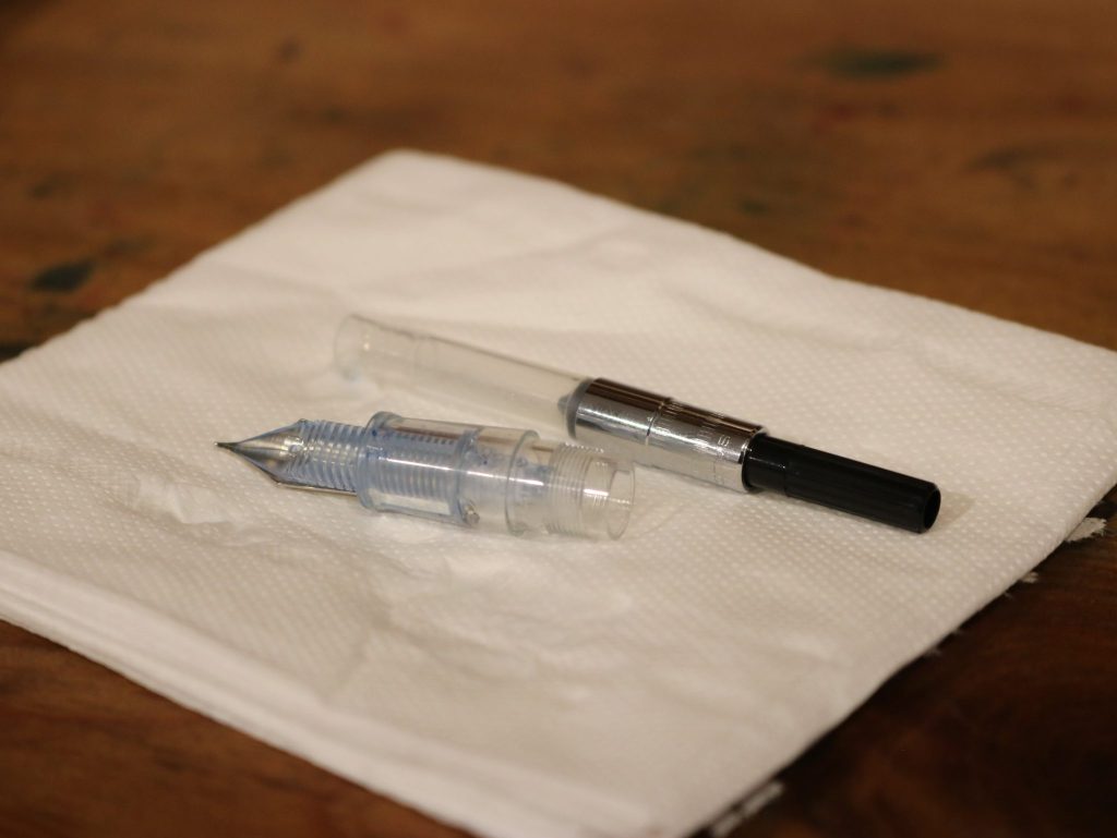 How to clean a newly purchased fountain pen