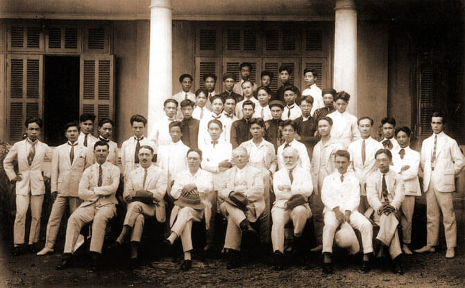 Photo: Students attending the Indochina College of Fine Arts