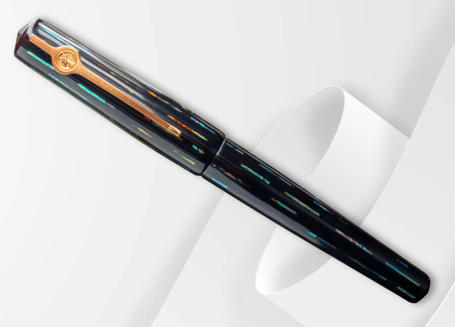 Mother-of-Pearl Lacquer Inlay Fountain Pen – Bolide 2