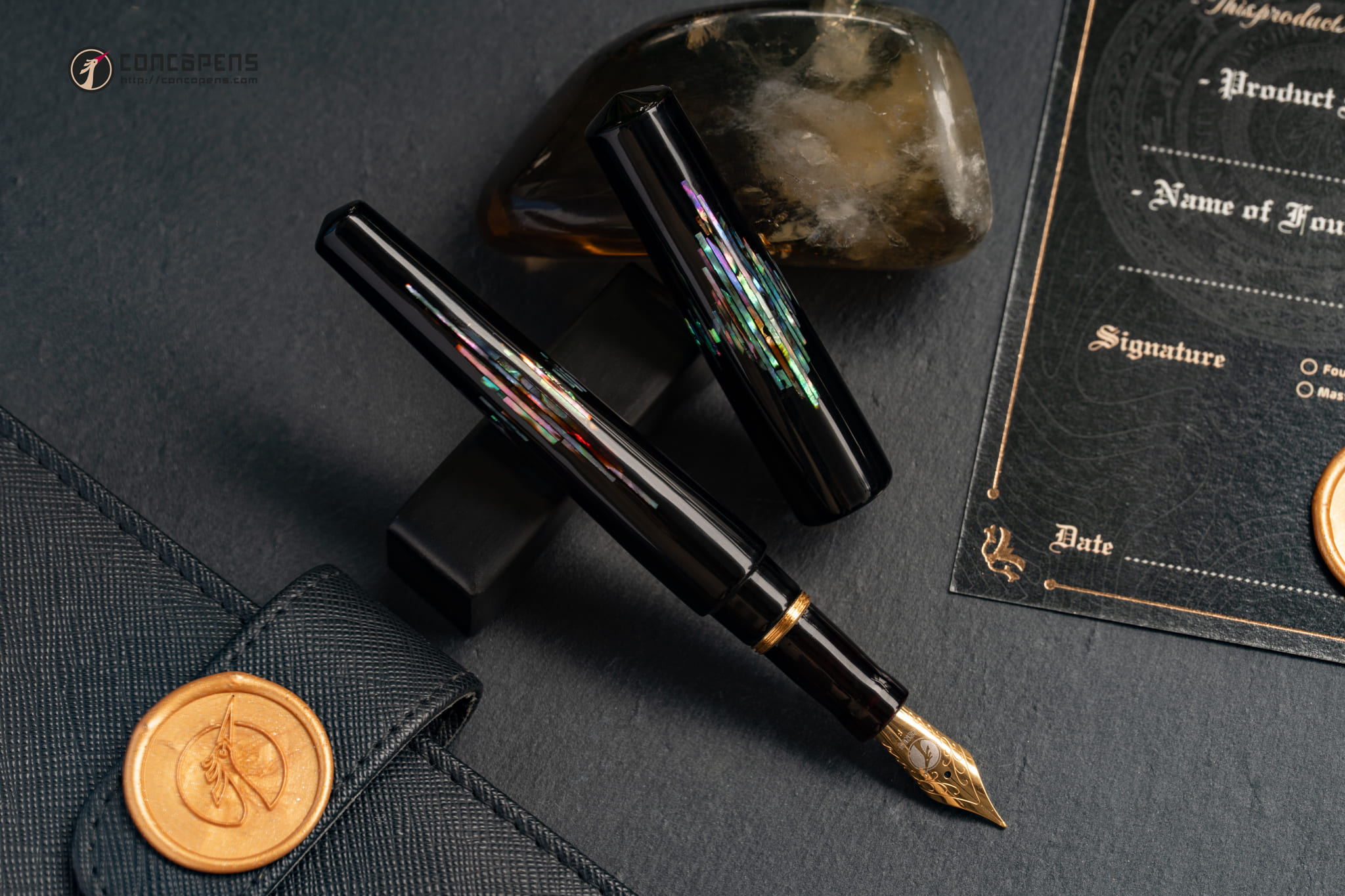 Vietnamese Lacquer Fountain Pen with Mother-of-Pearl Inlay – Noctilux